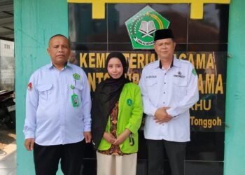 Kepala KUA Cidahu Sambut Mahasiswi PPL STAI Al-Andina
