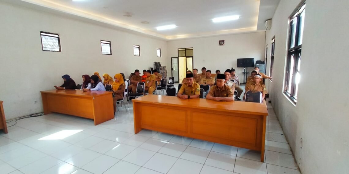 KUA Sagaranten Ikuti Pengajian Rutin ASN Kecamatan, Perkuat Iman dan Integritas dalam Pelayanan