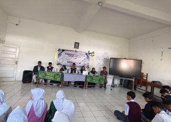 Penyuluh KUA Sukaraja Gelar BRUS di SMK Ar Rahmah, Edukasi Pencegahan Pernikahan Dini