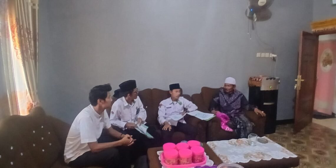 Penyuluh dan Penghulu KUA Cibitung Laksanakan Survei dan Koordinasi Perwakafan Masjid Al Istiqomah