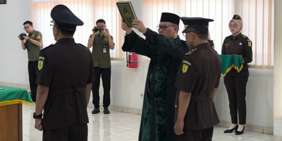 Wujud Sinergi Lintas Sektor, Kasi Bimas Islam Kemenag Kabupaten Sukabumi Menjadi Rohaniawan pada Pelantikan Pejabat Kejari