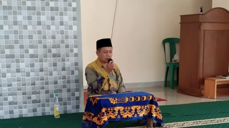 Penyuluh KUA Ciracap Sosialisasikan GEBER MAS dan Penguatan Keluarga Sakinah di Masjid Al-Fata