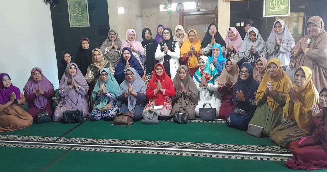 Penyuluh KUA Cicurug Sosialisasikan GEBER Masjid dalam Bimluh Majelis Taklim Al Jannah
