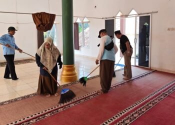 KUA Ciracap Gelar GEBER Masjid di Masjid Al Barokah Cikatulampa