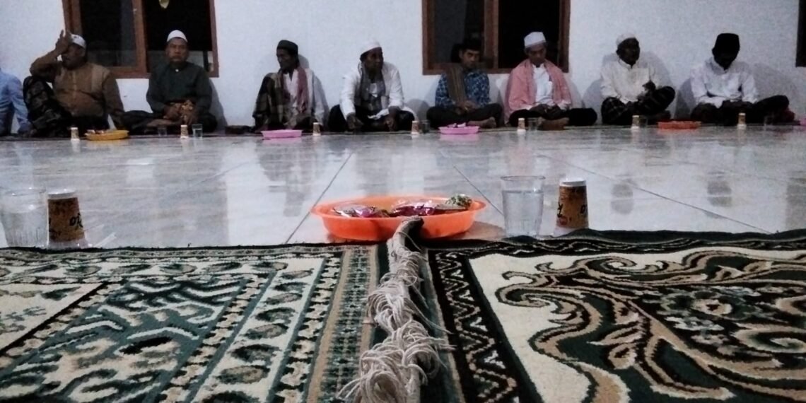 Penyuluh KUA Surade Tak Kenal Libur, Bina Umat Sekaligus Sosialisasikan GEBER MASJID