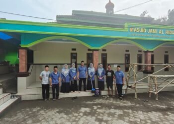 KUA Cisolok Bersama Masyarakat Laksanakan GEBER MAS di Masjid Al-Hidayah