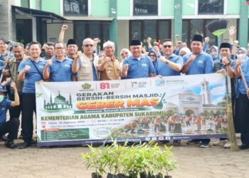 KUA Kecamatan Cicantayan Ikuti Kick Off GEBERMAS di Masjid Raya Raudhatul Irfan