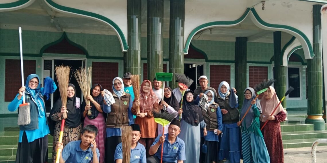 Kolaborasi KUA Ciracap, DKM, dan Kecamatan Sukseskan GEBER MAS di Masjid Besar R. Natadipura