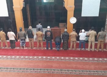 Penyuluh KUA Sukalarang Aktif Makmurkan Masjid melalui Imam Shalat Berjamaah