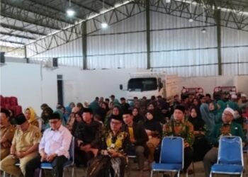 Penyuluh KUA Lengkong Bahas Fiqih Muharromatunnikah dalam Pengajian MTA Kecamatan Lengkong