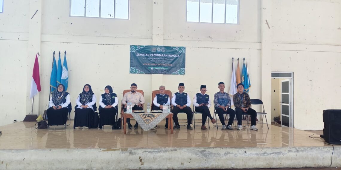 Penyuluh KUA Sukaraja Gelar BRUS di SMK Hasina, Dorong Remaja Hebat dan Bermartabat