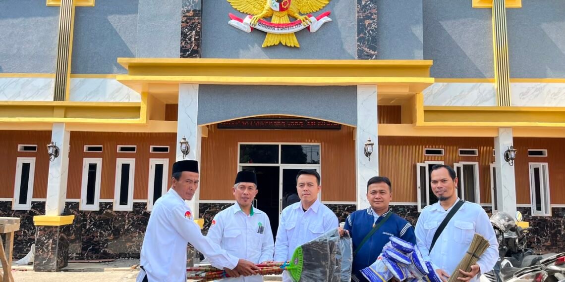 Penyuluh KUA Nagrak Apresiasi DKM Pawenang, Dorong GEBER MAS Berkelanjutan