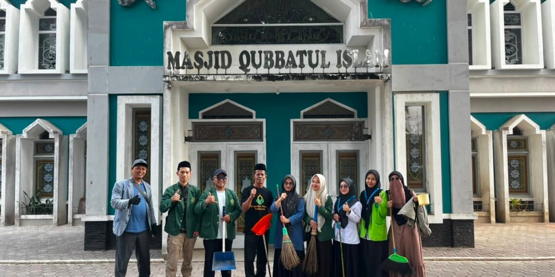 KUA Cisaat Turun Bersama, Sukseskan GEBER MAS di Sejumlah Masjid