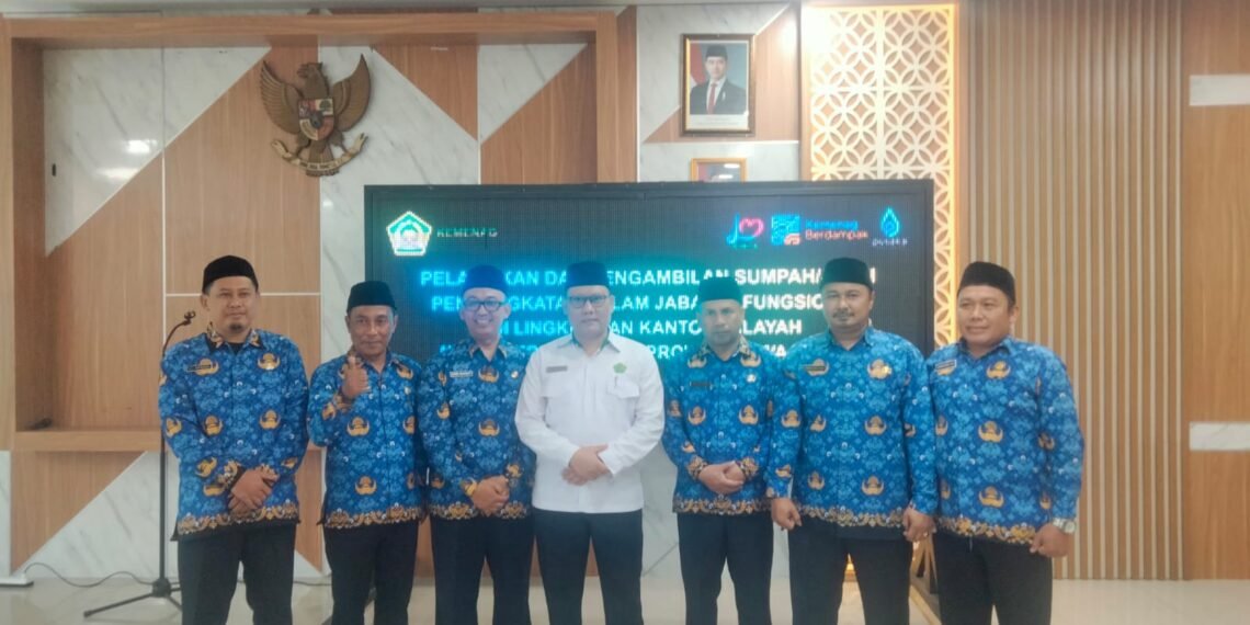 Kakanwil Kemenag Jabar Lantik 67 Pejabat Fungsional, Enam Peserta dari Kab. Sukabumi Siap Jalankan Amanah
