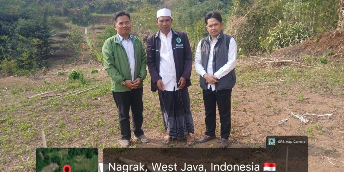 KUA Nagrak Kalibrasi Arah Kiblat untuk Persiapan Pembangunan Masjid di Girijaya