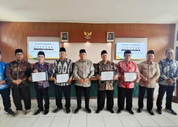 Pembinaan Penghulu dan Pelepasan Purna Bakti, Kepala Kemenag Kab. Sukabumi Tekankan Kompetensi dan Profesionalisme