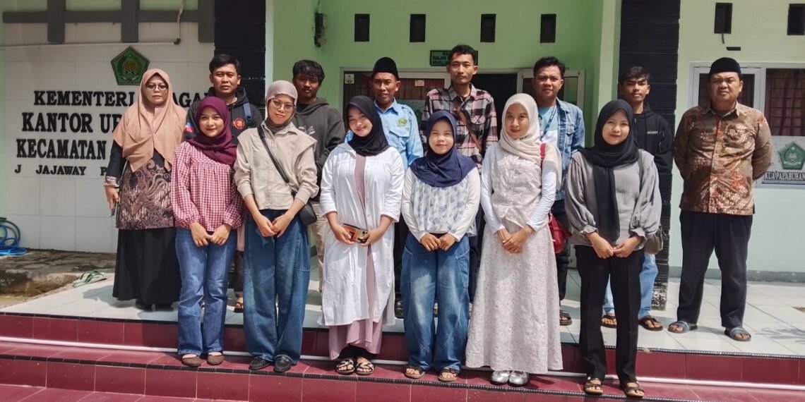 KUA Palabuhanratu Laksanakan Bimwin, Tanamkan Kepedulian Lingkungan melalui PEPELING