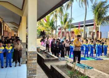 SDN Pasirpanjang Biasakan Shalat Duha, Penyuluh KUA Ciracap Bimbing Siswa
