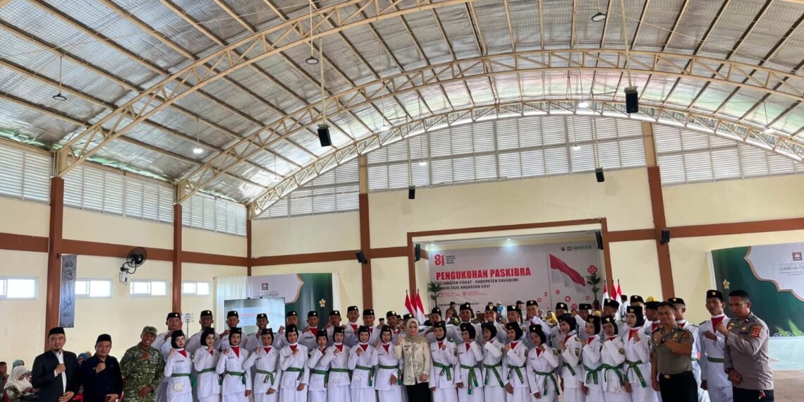 Kepala KUA Cisaat Hadiri Pengukuhan Paskibra Kecamatan Cisaat Angkatan XXVI