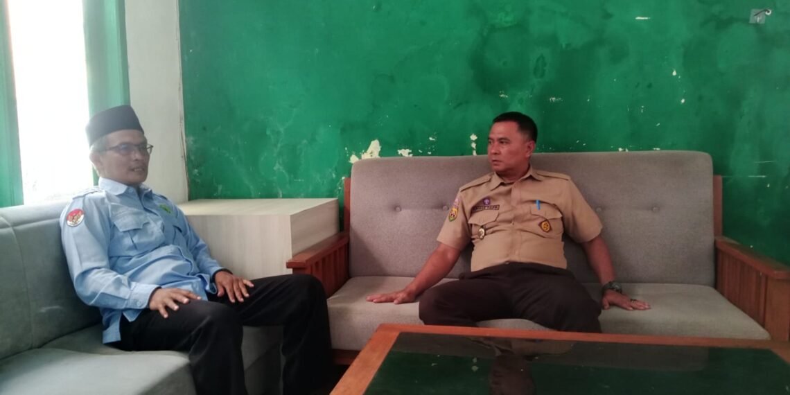 Kepala KUA Ciracap Silaturahmi dengan Camat Baru, Perkuat Koordinasi Kegiatan Keagamaan