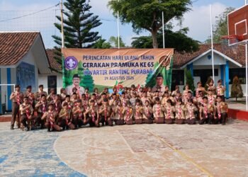 Penyuluh KUA Purabaya Perkuat Sinergi dengan Kwarran dalam Upacara HUT Pramuka ke-65