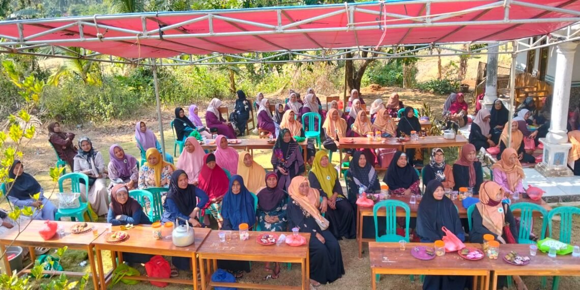 Penyuluh KUA Ciemas Dorong Jamaah Majelis Taklim Amalkan Keteladanan Rasulullah
