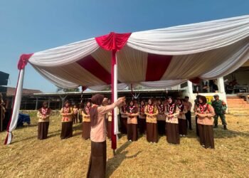 Terpilih Jadi Paduan Suara Upacara Kemerdekaan, Gabungan MTs dan MA Darul Ahkam Maksimalkan Latihan