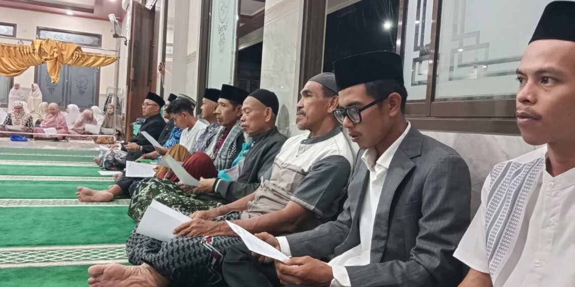 Perkuat Syukur Kemerdekaan, KUA Surade Gelar Zikir dan Istighatsah di Masjid Al-Jalil