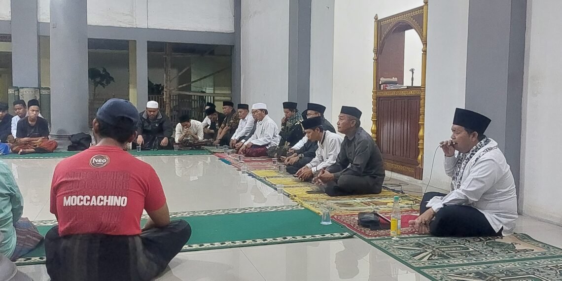 Sujud Syukur HUT ke-81 RI, KUA Tegalbuleud Perkuat Semangat Kebersamaan