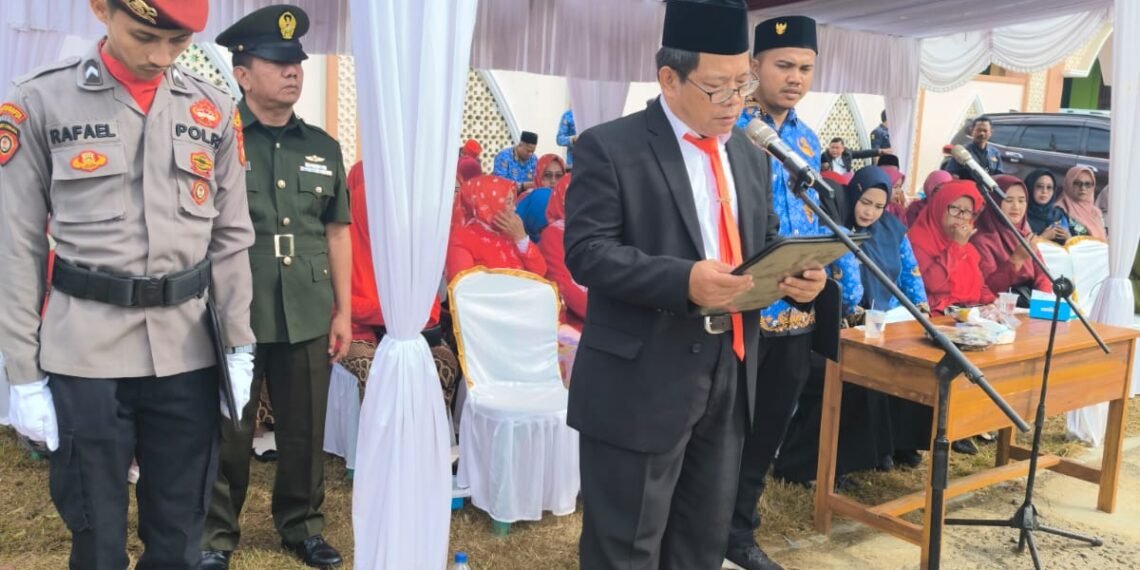 Doa Kemerdekaan Dibacakan Kepala KUA Surade pada Upacara HUT ke-81 RI