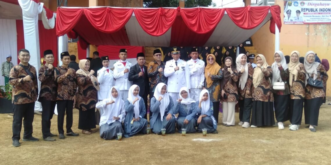 Upacara HUT ke-81 RI di Gunungguruh Jadi Momentum Perkuat Semangat Kebangsaan