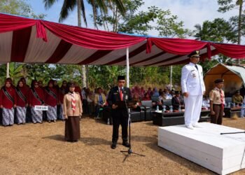 KUA Curugkembar Teguhkan Semangat Kebangsaan melalui Upacara HUT ke-81 RI