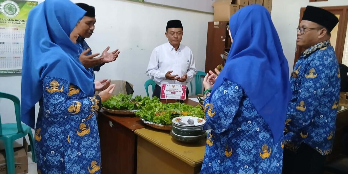 Tasyakuran HUT ke-81 RI, KUA Kadudampit Panjatkan Doa untuk Keberkahan dan Kemajuan Bangsa