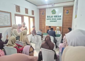 Akad Nikah di Balai Nikah KUA Kadudampit Berlangsung Khidmat