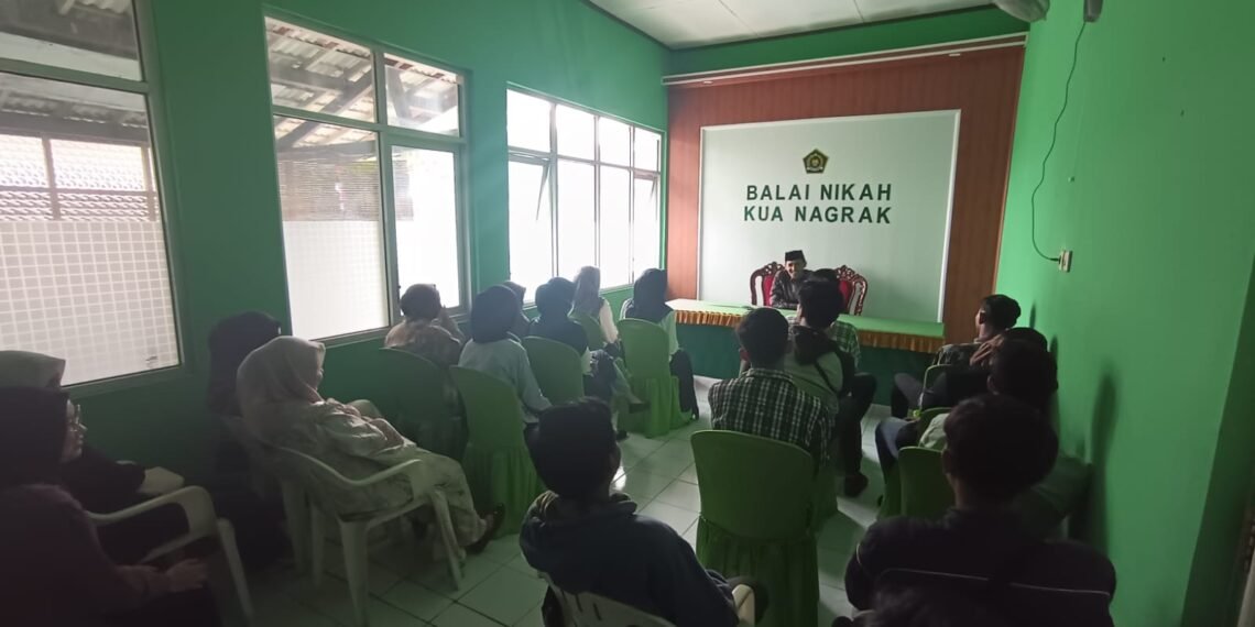 KUA Nagrak Bekali Catin tentang Mempersiapkan Generasi Berkualitas melalui Bimbingan Perkawinan