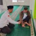 Penyuluh KUA Ciemas Kalibrasi Arah Kiblat Musholla Baitu Rohman