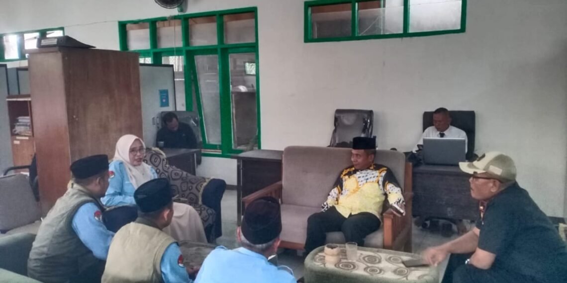 Penyuluh KUA Ciracap Silaturahmi ke Kecamatan, Bahas Ekoteologi dan PEPELING