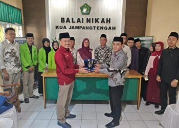 Mahasiswa PPL STAI Al-Andina Pamit, KUA Jampang Tengah Apresiasi Kontribusi Selama Praktik
