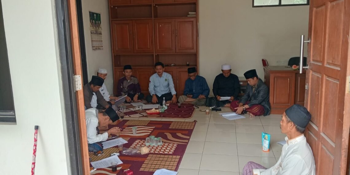 KUA Sukalarang Bersama DKM Al-Jabbar Rumuskan Program Kerja dan Perkuat Tata Kelola Masjid