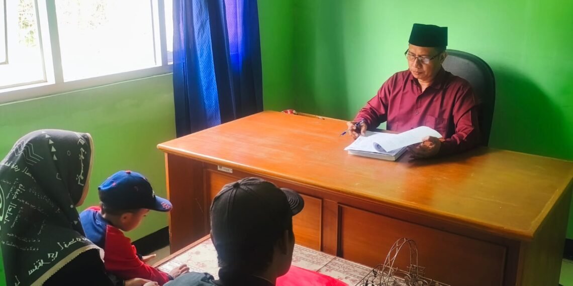 KUA Curugkembar Perkuat Ketahanan Keluarga melalui Bimwin Mandiri bagi Calon Pengantin