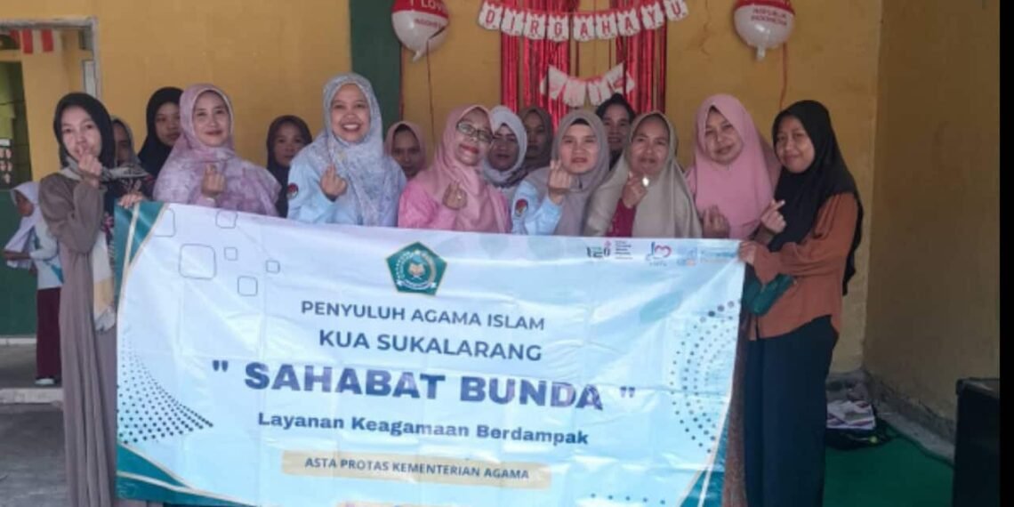 SAKURA KUA Sukalarang Perkuat Ketahanan Keluarga melalui Edukasi di MI Bidayatul Hidayah