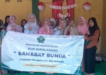SAKURA KUA Sukalarang Perkuat Ketahanan Keluarga melalui Edukasi di MI Bidayatul Hidayah