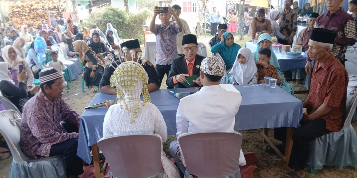 Dari Akad Nikah di Ujunggenteng, Penghulu KUA Ciracap Ingatkan Pentingnya Saling Menghargai