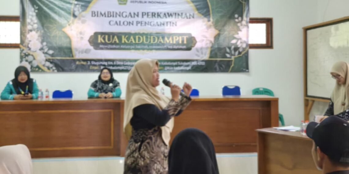 Penyuluh KUA Kadudampit Bekali Calon Pengantin dengan Lima Pilar Perkawinan