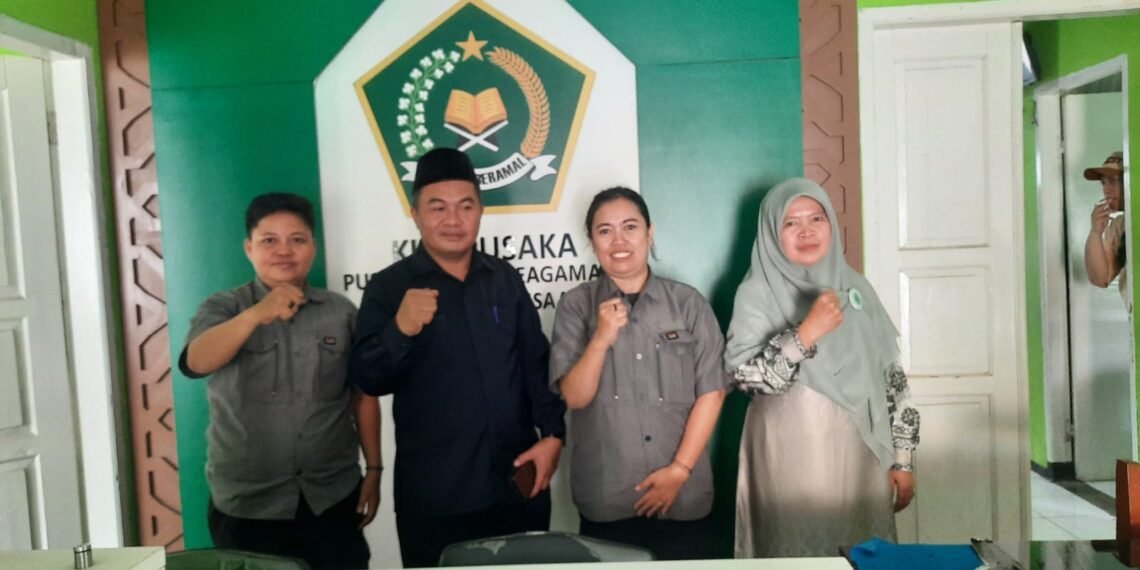 KUA Cisaat Terima Kunjungan Bikers Touring Tuna Rungu dari Bandung Barat