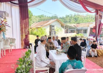 Tak Sekadar Memandu Akad, Penghulu KUA Lengkong Beri Penguatan Rumah Tangga