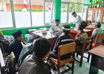 KUA Nagrak Dampingi Warga Kalaparea Proses Legalitas Tanah Wakaf