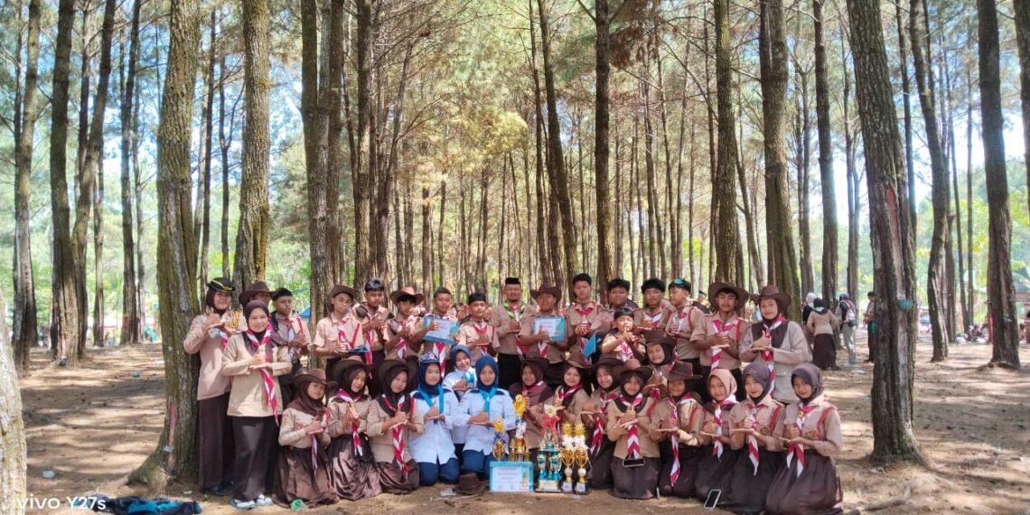 MTs Nurul Hidayah Ukir Prestasi, Sabet Juara Umum LT 2 Pramuka Kwarran Waluran