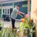 Meski Libur, PUO KUA Ciracap Tetap Peduli Lingkungan Kantor