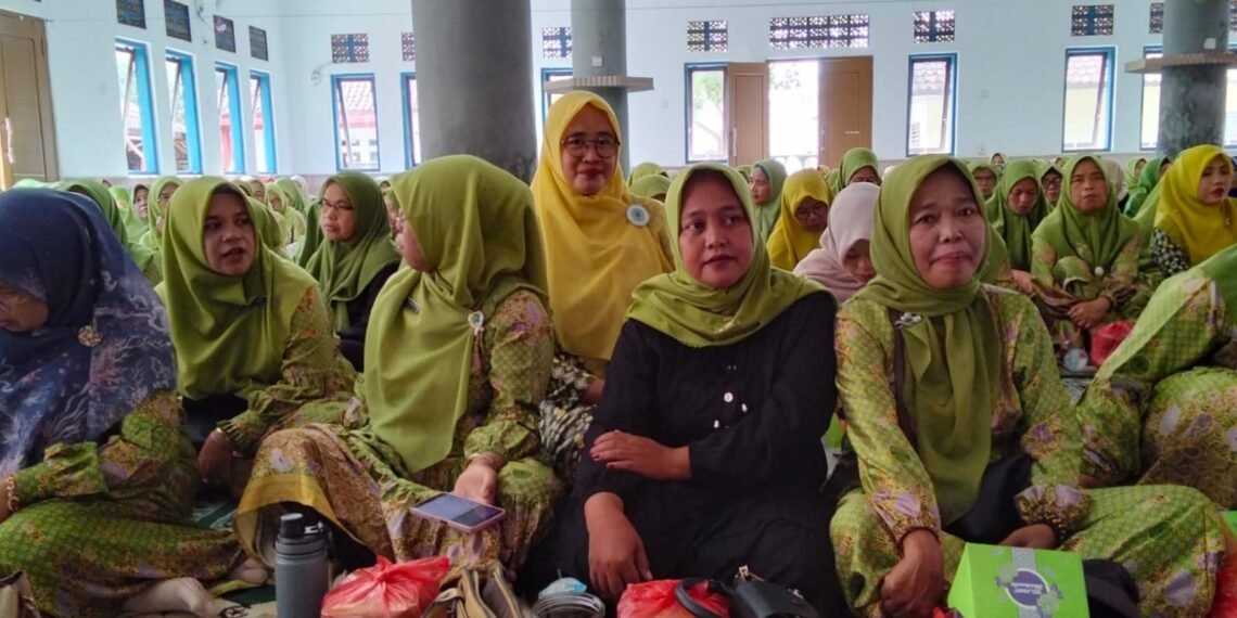 Penyuluh KUA Ciracap Dampingi dan Perkuat Jamaah pada Peringatan Maulid Nabi
